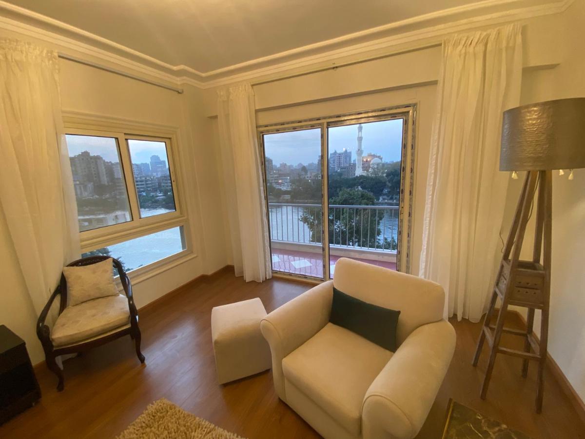 Nile View 2-bed In Zamalek