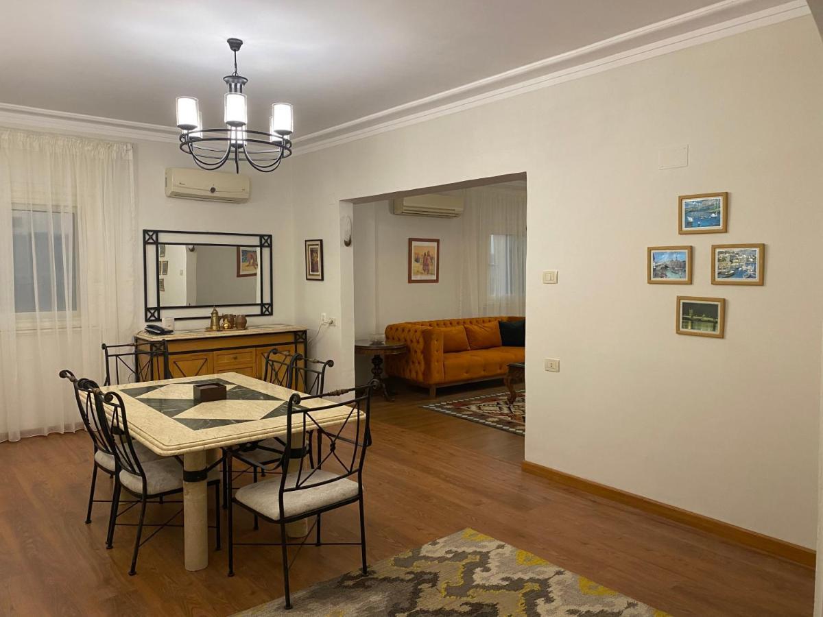 Nile View 2-bed In Zamalek * Kairo